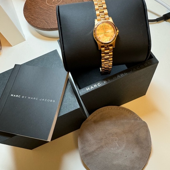 Marc Jacob’s Watch - Rose Gold - Picture 4 of 5